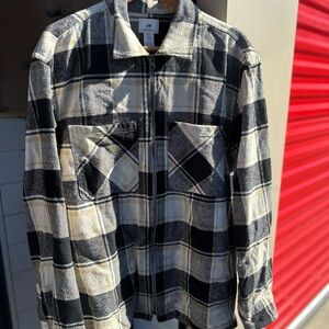 H&M Men's Black and Cream Checkered Shirt Jacket